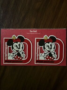 New Walt Disney World Annual Passholder Magnets (Set of 2) - Minnie Mouse
